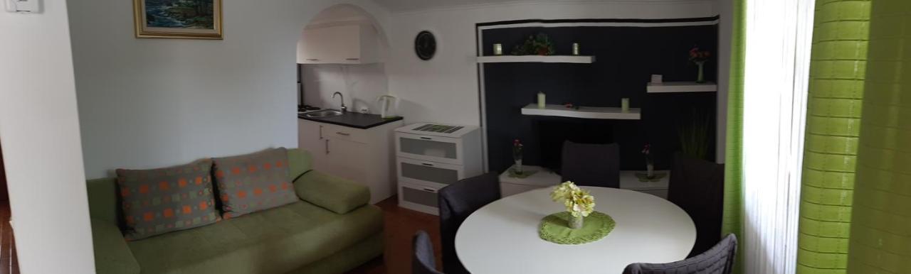 Apartments Maltasic Vir Exterior foto