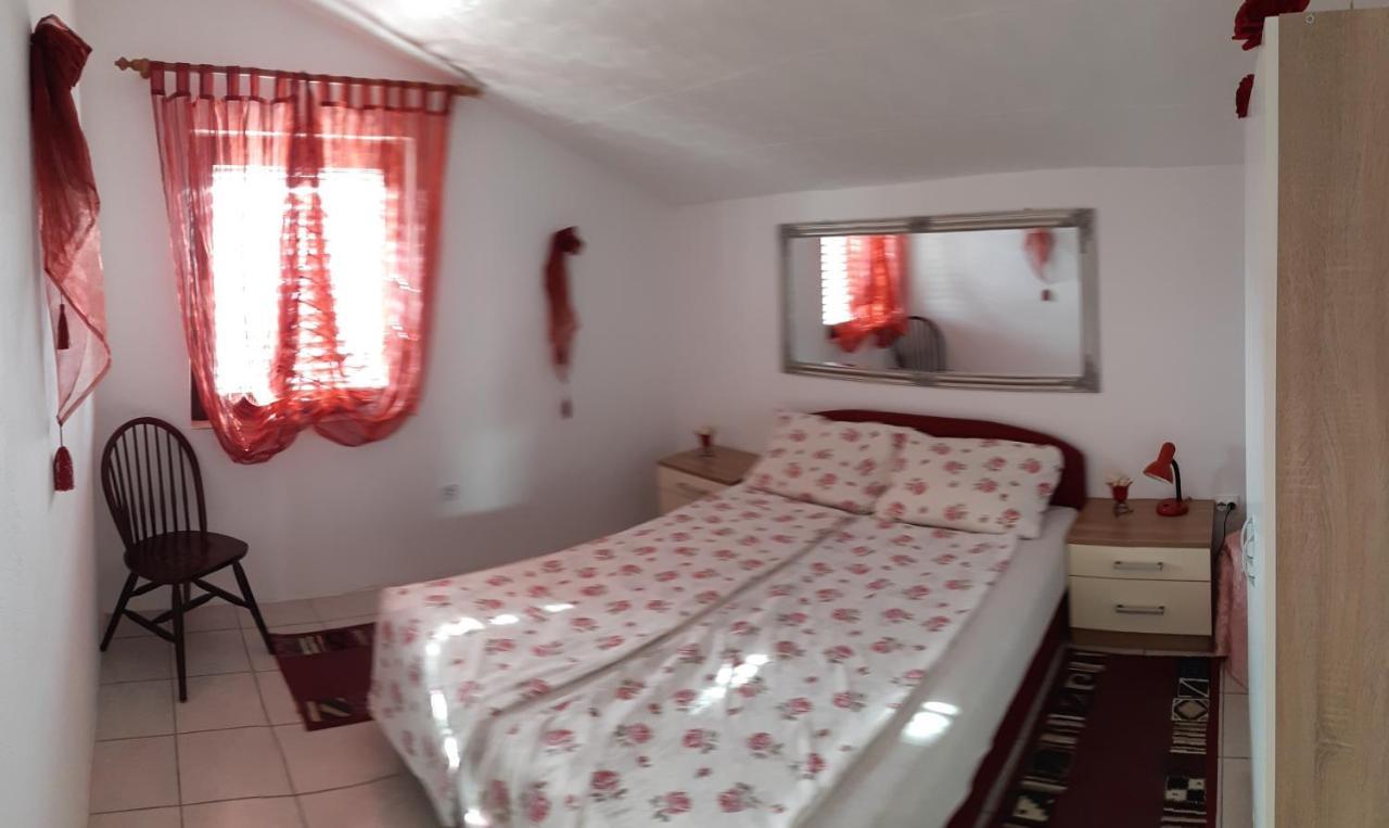 Apartments Maltasic Vir Exterior foto