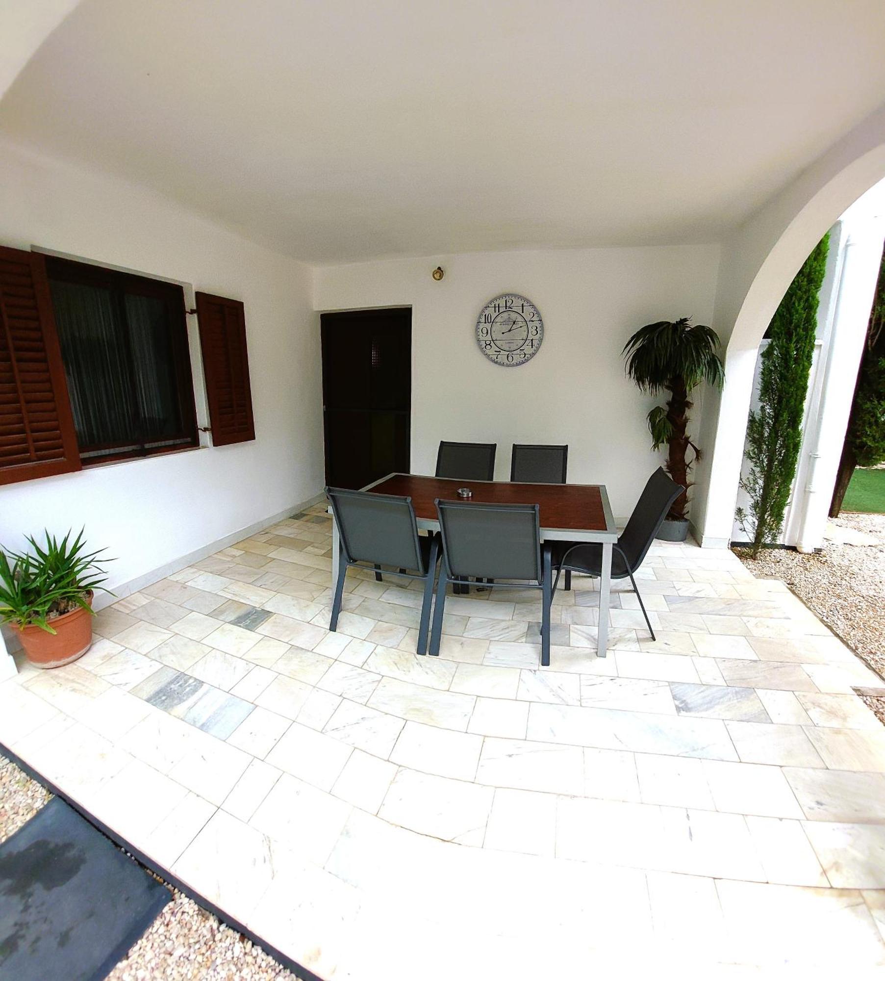 Apartments Maltasic Vir Habitación foto